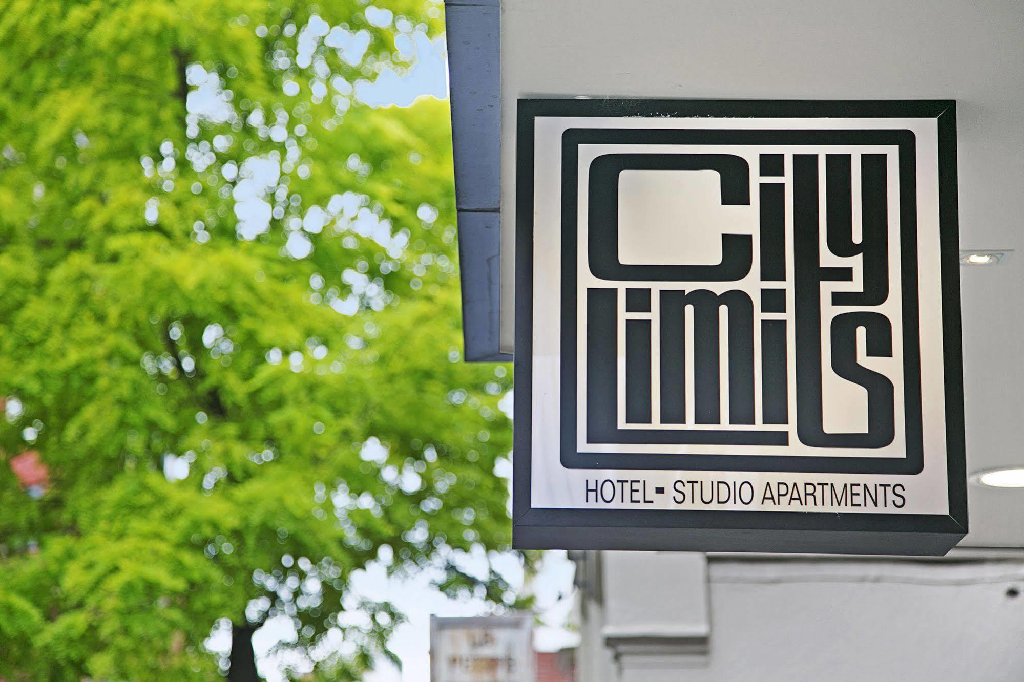 City Limits Hotel Apartments Мельбурн Екстер'єр фото