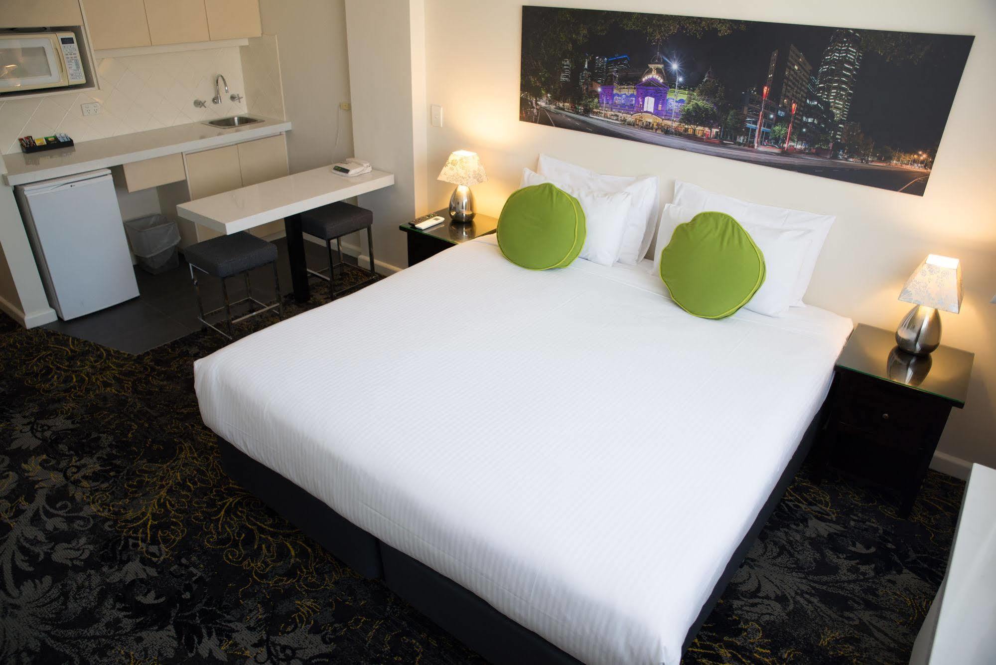 City Limits Hotel Apartments Мельбурн Екстер'єр фото